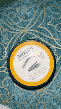 صابونة الحواجب من ميكس اب التي تسببت في تجربة سيئة للمستخدمة