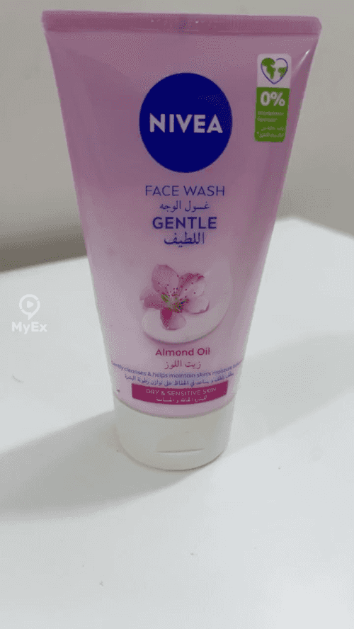 Nivea Gentle Face Wash para sa Makinis at Malinis na Balat - image on MyEx