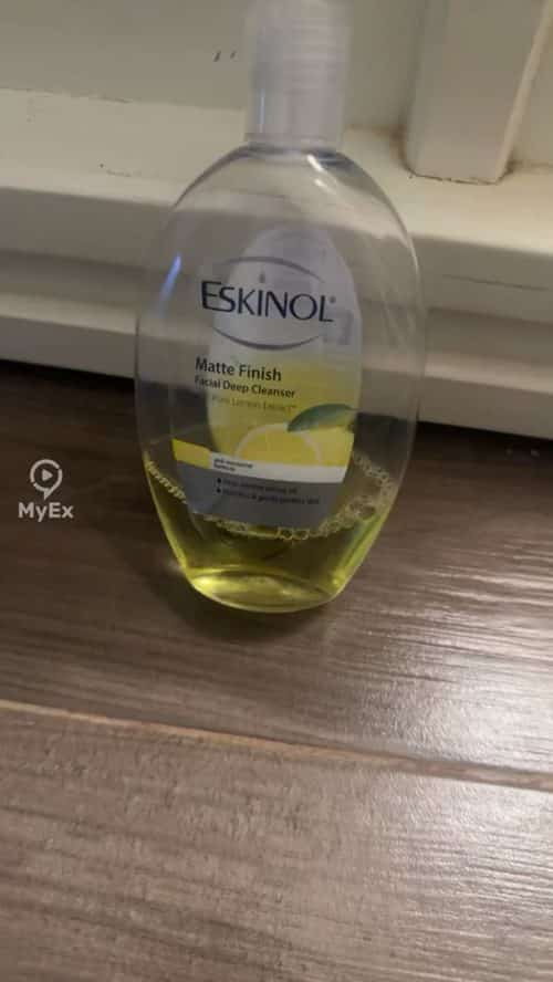 Beautiful and deep cleanser for the face Eskinol - image on MyEx