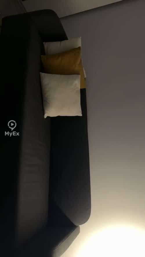 Sofa / Couch mula sa IKEA, ang tela nito ay napakahusay pagkatapos subukan at ang presyo nito ay katanggap-tanggap - image on MyEx