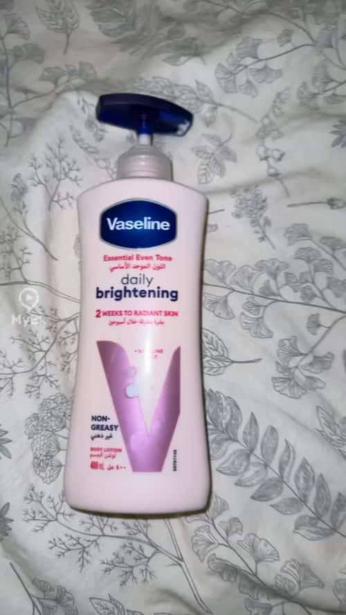 Ang Aking Karanasan sa Vaseline Lotion, Ang Pinakagusto Ko Pagkatapos ng Regular na Vaseline - image on MyEx