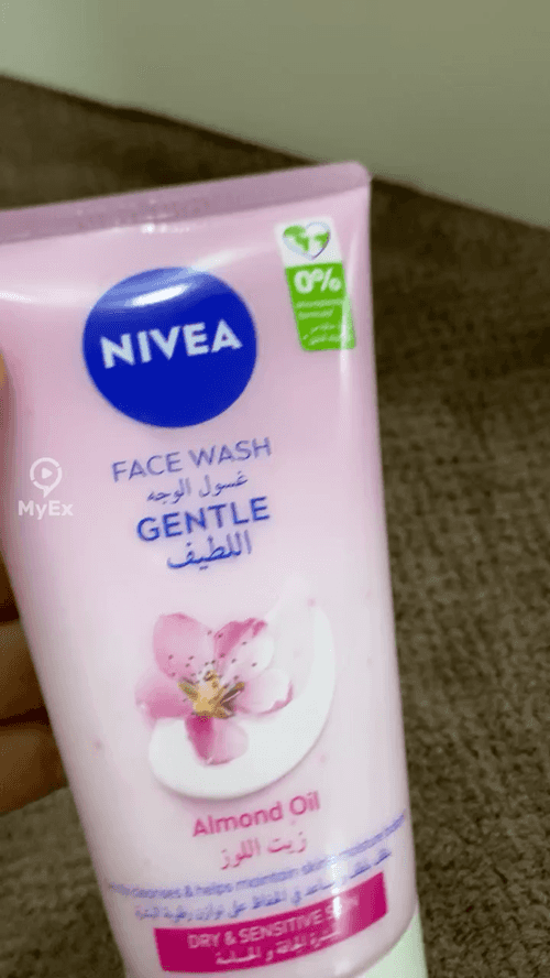 Ang Aking Karanasan sa NIVEA Facial Cleanser na may Almond Oil - image on MyEx