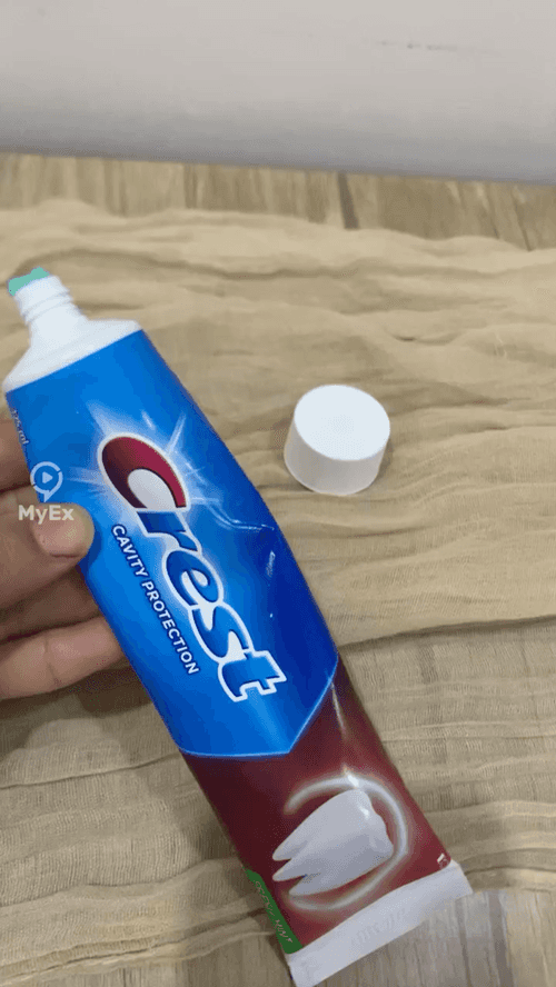 Crest toothpaste with mint, my experience - image on MyEx