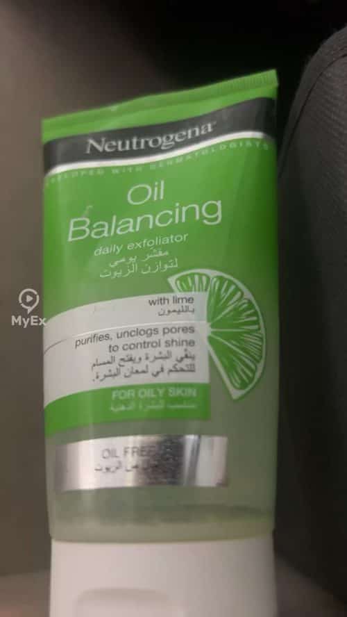 Oil Balancing Exfoliator para sa Sensitive at Oily Skin, Aking Karanasan - image on MyEx