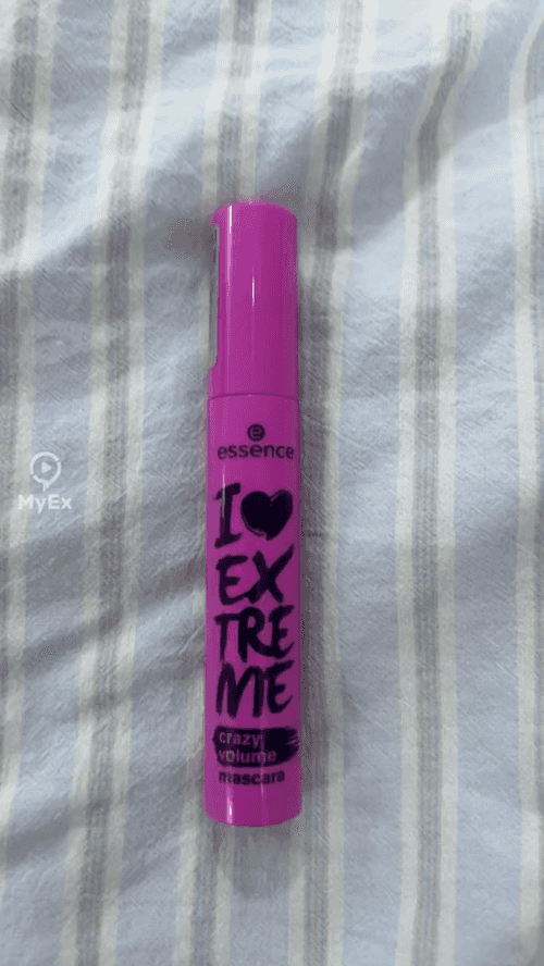Essence purple mascara, ayon sa aking karanasan, pang-apat na beses ko na itong binili - image on MyEx