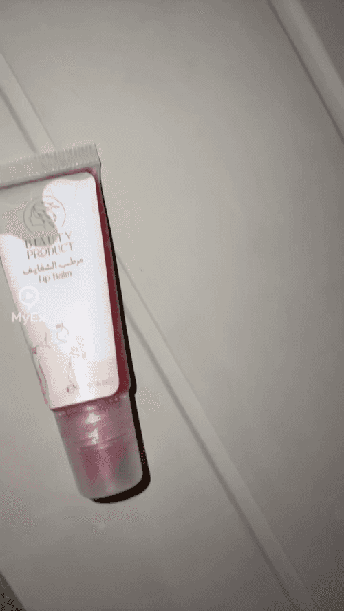 Ang Aking Karanasan sa Collagen Lip Moisturizer - image on MyEx
