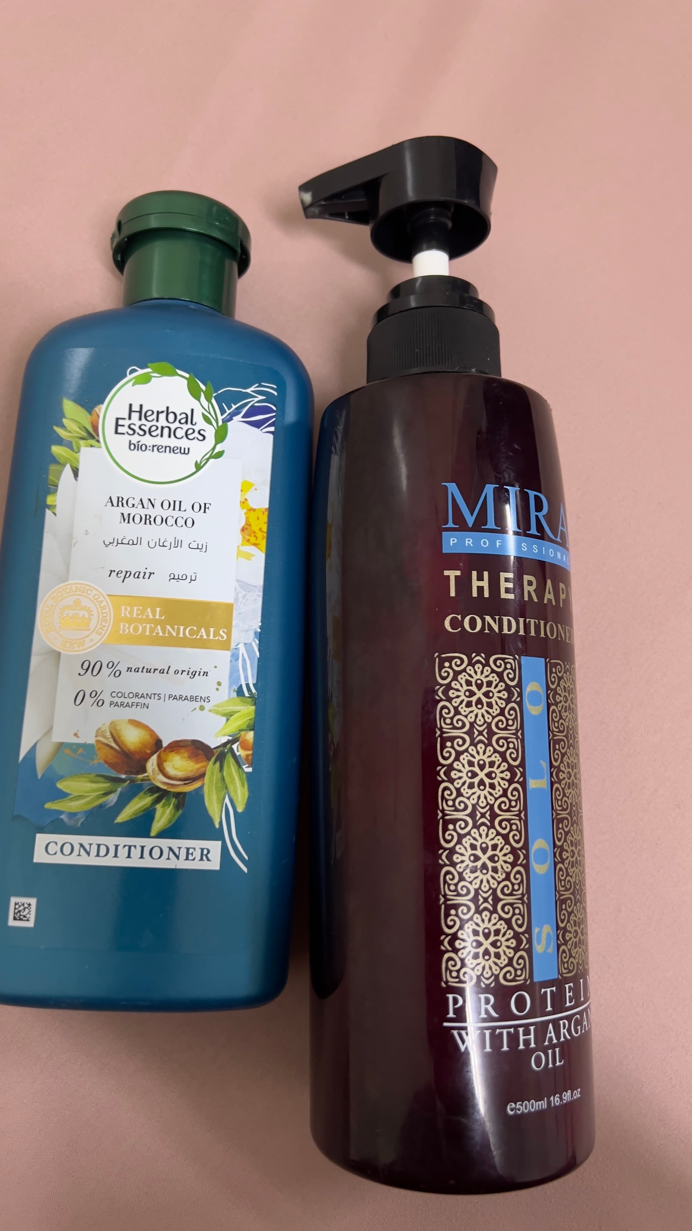 Close-up image of Mira Therapy conditioner and its results on hair