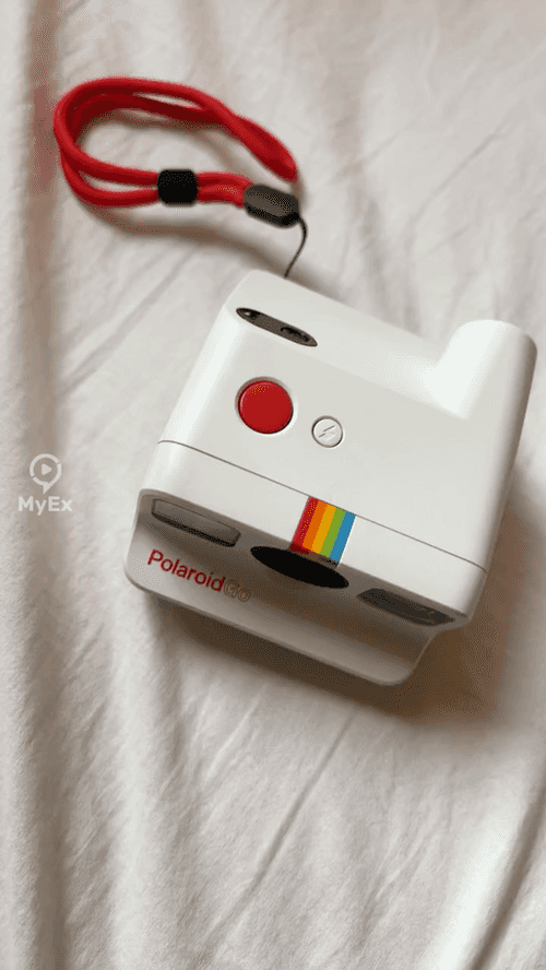 Polaroid Go Instant Camera Review - image on MyEx