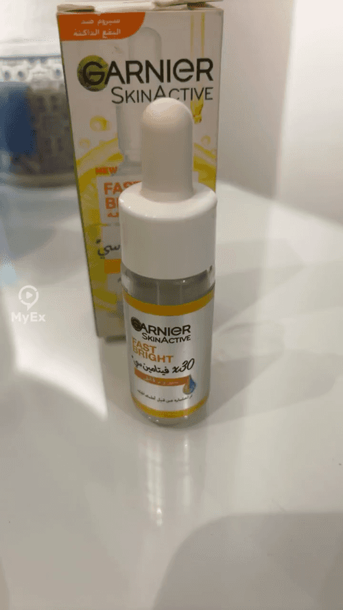 Garnier Vitamin C Serum pagkatapos subukan sa isang pimple - image on MyEx