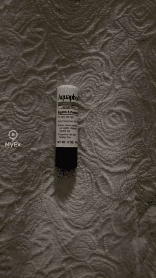 Ang pinakamahusay na lip balm mula sa Aquaphor, ang tanging nakatulong sa akin batay sa karanasan - image on MyEx