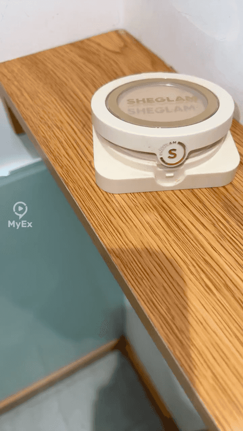 SHEGLAM Skin-Focus High Coverage Powder Foundation - image on MyEx