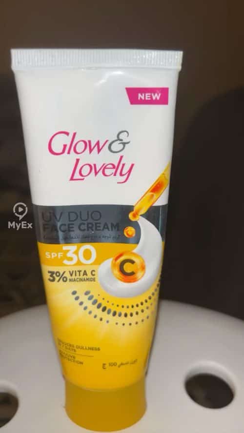 Glow & Lovely Sunscreen - image on MyEx