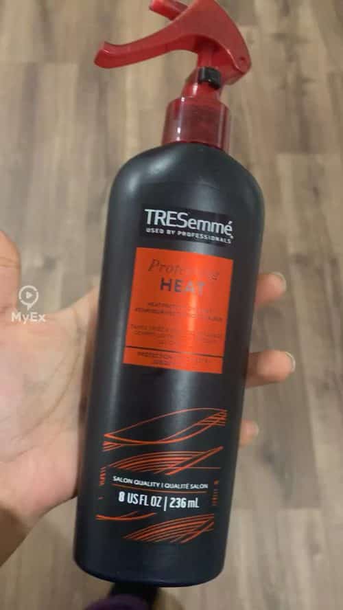 My experience with hair protection spray from the heat of styling tools - image on MyEx