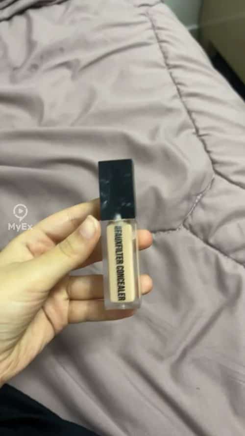 Huda Beauty's most famous concealer, my bad experience and its alternative - image on MyEx
