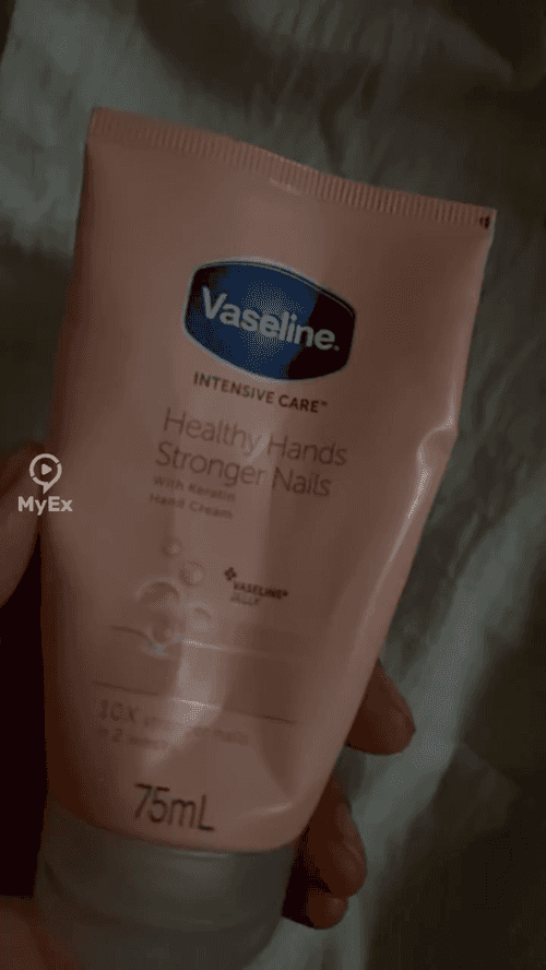 Vaseline Pink Hand Moisturizer, ayon sa aking karanasan - image on MyEx